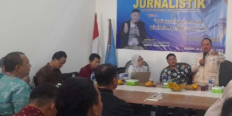 Pelatihan Jurnalistik Di Kabupaten Kudus: Menyulam Etika Dan Tantangan