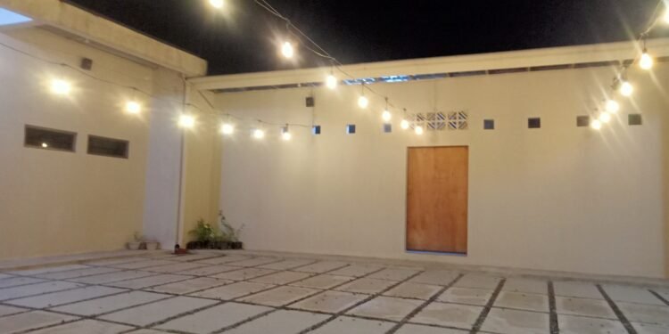 GELIAT EKONOMI DI KOMPLEKS MAKAM SAPURO PEKALONGAN