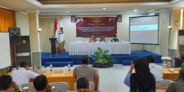 Pembersihan Alat Peraga Kampanye (APK) Menjelang Pemilu 2024: KPU Batang Bersiap Tuntas