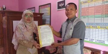 Ifah Cholifah Kepala SDN Denasri Wetan 02: LKS YBPI Melakukan Pekerjaan Mulia