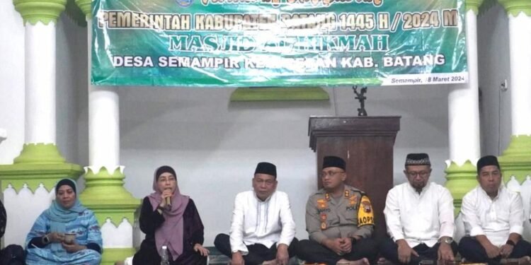 TARAWIH UKHUWAH PERDANA: Silaturahmi Langsung Warga Batang dan Ekspresi Aspirasi