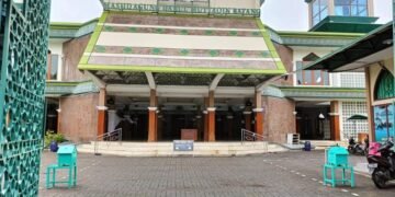 Berburu Berkah Ramadhan Di Masjid Agung Batang