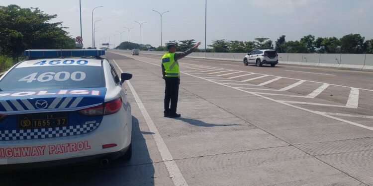 Rekayasa Lalu Lintas Satlantas Batang Dalam Menghadapi Kemacetan Arus Mudik
