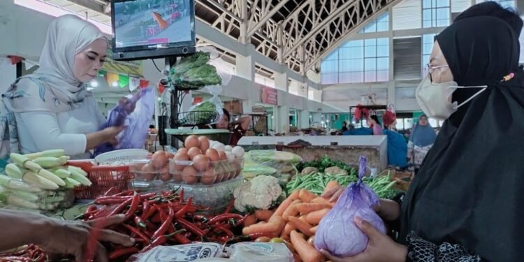 Satu Pekan Pascalebaran Harga Komoditas Kebutuhan Pokok Belum Stabil