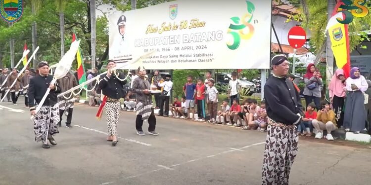 KIRAB BUDAYA KABUPATEN BATANG KE 58 BERLANGSUNG HIDMAT DAN MERIAH