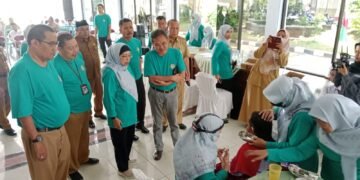 Pemerintah Kabupaten bersama RSUD Menyediakan Layanan Gratis Periksa Telinga dan Mata untuk 400 Warga pada Hari Ulang Tahun