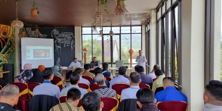 Sindoro-Sumbing Saksi Bangkitnya Semangat Ber-Telemarketing