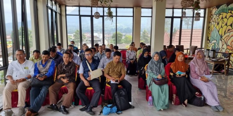 Sindoro-Sumbing Saksi Bangkitnya Semangat Ber-Telemarketing