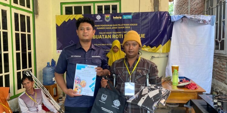 Pemberdayaan Disabilitas, Disnaker Batang Beri Pelatihan Pembuatan Roti dan Kue