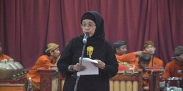 Tombak Abirawa dan 70 Pusaka Dijamas Pada Malam Suro