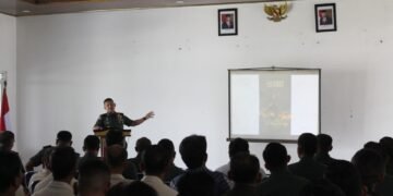 Anggota Kodim 0736/Batang Gelar Nonton Bareng Film The East (Sang Timur)