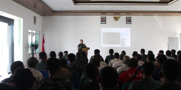 Anggota Kodim 0736/Batang Gelar Nonton Bareng Film The East (Sang Timur)