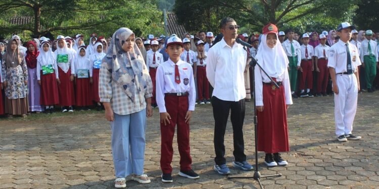 Wali Murid Hadiri MPLS, Simbol Kepercayaan Terhadap Spendu