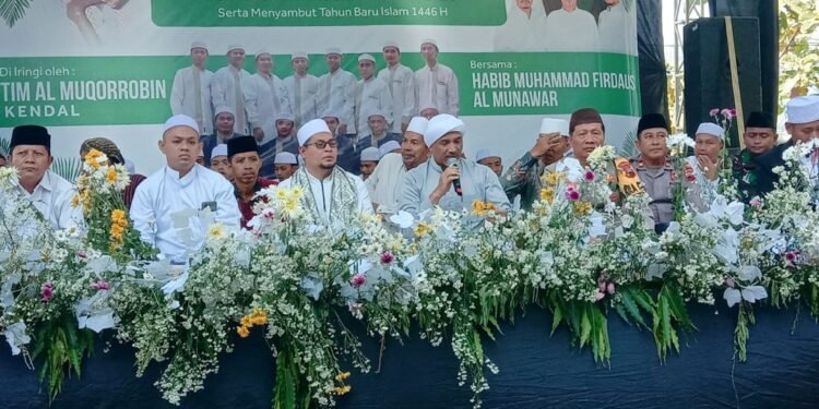 Khaul Ke-34 dan Haul Kiai Mabrur ke-28 di Desa Gringsing