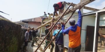 Satgas TMMD Reguler Ke 121 Desa Pacet Sudah Mulai Kerjakan RTLH (Rumah Tidak Layak Huni)