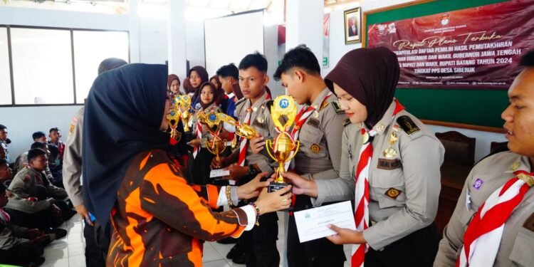 SMK Bintara Batang Beri Penghargaan kepada 11 Siswa-Siswi Berprestasi