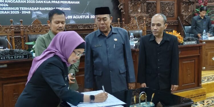 Raperda Kepemudaan Disetujui, Pj Bupati Batang Fokus Pengembangan Potensi Pemuda