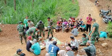 Satgas TMMD dan Warga Lakukan Doa Bersama Sebelum Pengerjaan Gorong – Gorong