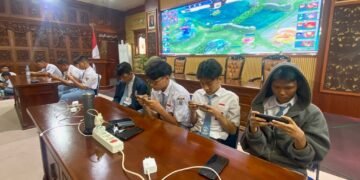 Droping Material Semen Terus Dilakukan Dengan Gunakan Kendaraan Pickup