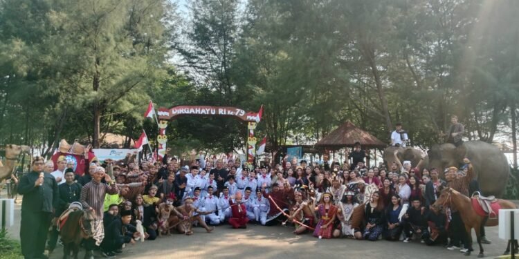 Upacara Peringatan Kemerdekaan RI di Safari Beach Jateng Batang