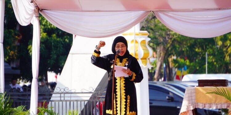 Upacara HUT Ke-79 RI, Pj Bupati Batang Ingin Implementasikan Nilai Pancasila Dalam Kelola Pemerintahan