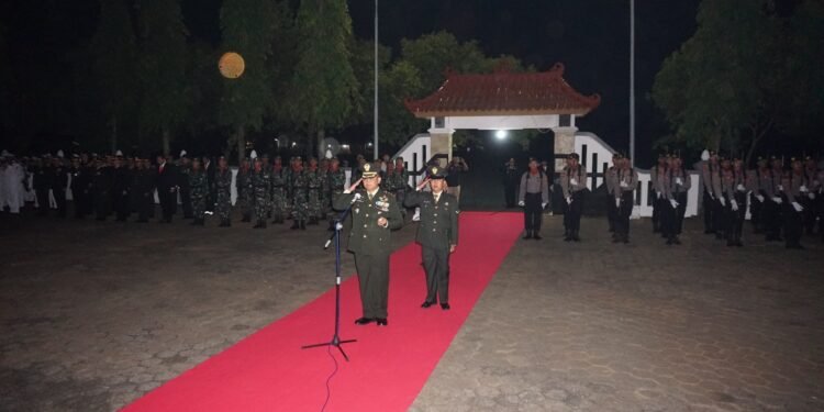 Pimpin Renungan Suci, Dandim Simbolkan Lilin sebagai Penyemangat Perjuangan