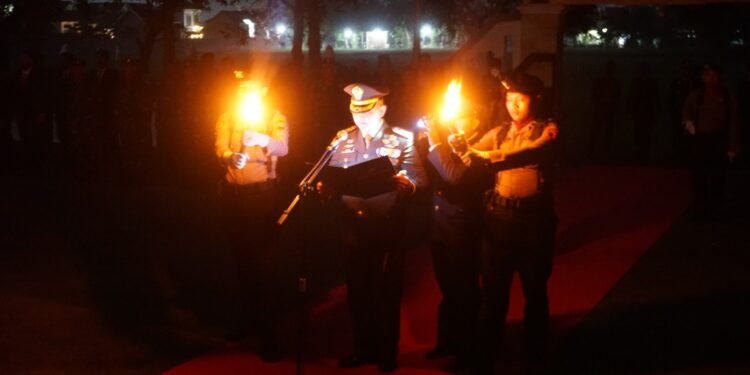 Pimpin Renungan Suci, Dandim Simbolkan Lilin sebagai Penyemangat Perjuangan