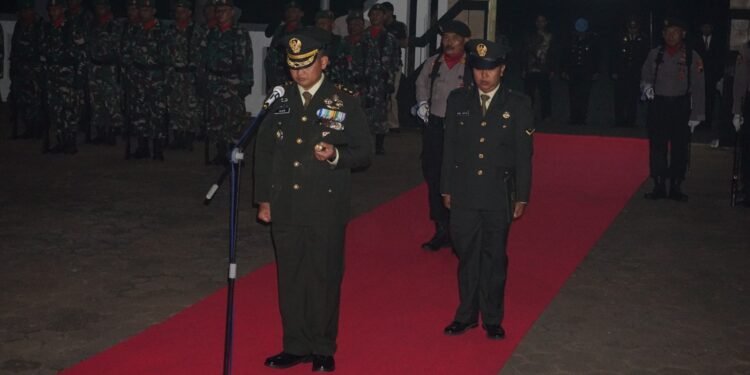 Pimpin Renungan Suci, Dandim Simbolkan Lilin sebagai Penyemangat Perjuangan