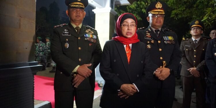 Pimpin Renungan Suci, Dandim Simbolkan Lilin sebagai Penyemangat Perjuangan