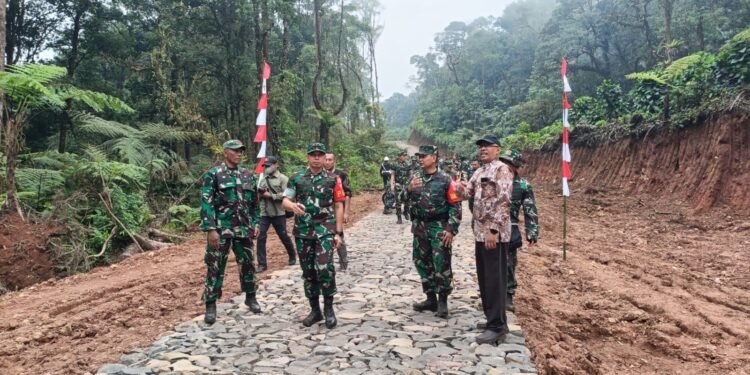 TMMD Usai, Pangkas Waktu Tempuh Jalur Pacet – Gerlang