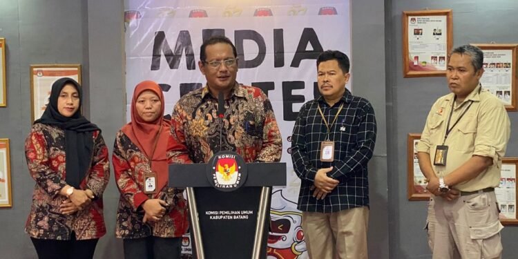 Hari Pertama, Pendaftaran Bakal Calon Bupati dan Wakil Bupati Tanpa Pendaftar