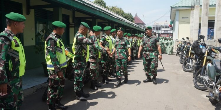 Lepas Anggota Pindah Satuan. Dandim Pesan : Jaga selalu Silaturahmi