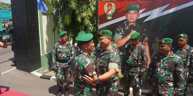 Lepas Anggota Pindah Satuan. Dandim Pesan : Jaga selalu Silaturahmi