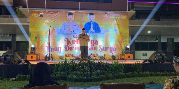 Cooling System Jelang Pilkada, Polres Batang Gelar Tabligh Akbar Bareng Ustaz Wijayanto
