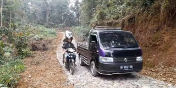 Warga Mulai Manfaatkan Jalan Baru TMMD Ke-121 Kodim 0736/Batang