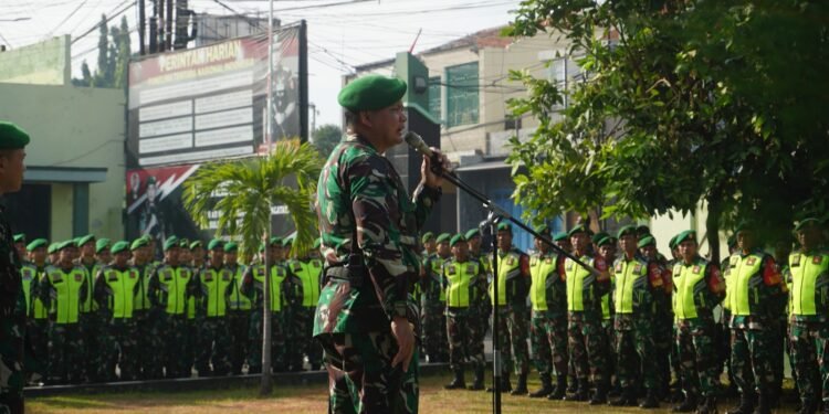 Dandim 0736/Batang Pimpin Langsung Apel Gelar Pasukan Persiapan Pengamanan Pilkada