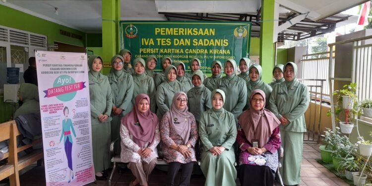 Cegah Kanker Serviks, Persit KCK Cabang XXIV Kodim 0736/Batang Lakukan IVA Test