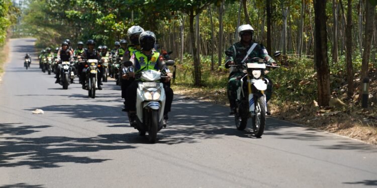 Jelang Pilkada 2024, TNI-Polri Gencarkan Patroli Gabungan di Batang