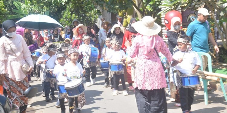 HIMPAUDI Kecamatan Batang Sukses Gelar Karnaval Budaya Pertama Kalinya