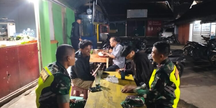 Jelang Pemilihan Kepala Daerah, Babinsa Koramil Limpung Gencar Laksanakan Patroli di Wilayah Binaan