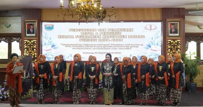 Cetuskan Remaja Ber-GAYA, Kebaya Foundation Tunjukkan Keanggunan Wanita Indonesia