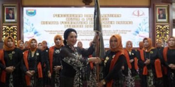 Cetuskan Remaja Ber-GAYA, Kebaya Foundation Tunjukkan Keanggunan Wanita Indonesia