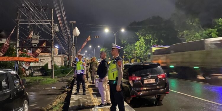 Polres Batang Gelar Patroli Gabungan Skala Besar, Jaga Kamtibmas Kondusif Jelang Pilkada 2024