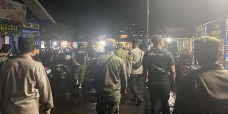 Polres Batang Gelar Patroli Gabungan Skala Besar, Jaga Kamtibmas Kondusif Jelang Pilkada 2024