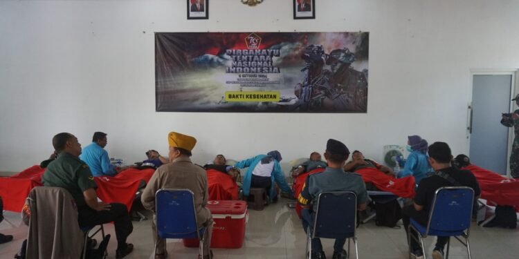 Kodim 0736/Batang Gelar Bakti Kesehatan Donor Darah dan Pengobatan Gratis