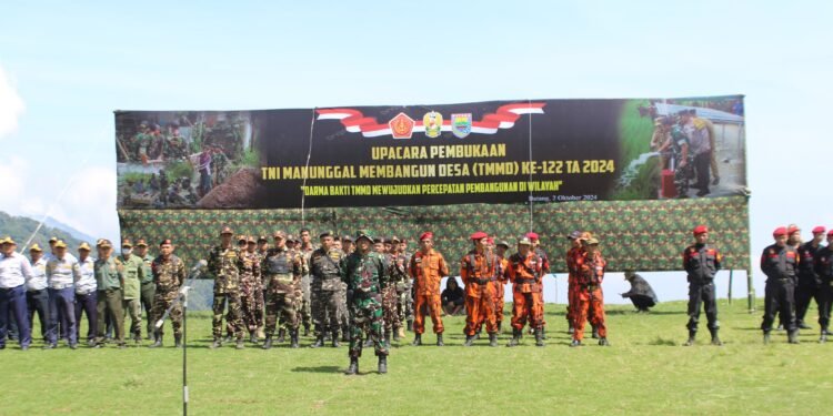 TMMD Sengkuyung IV Kodim 0736 Batang Sasar Wilayah Atas Lereng Gunung Prau, Bangun Akses Jalan Antar Pedukuhan