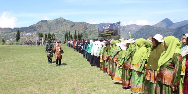 TMMD Sengkuyung IV Kodim 0736 Batang Sasar Wilayah Atas Lereng Gunung Prau, Bangun Akses Jalan Antar Pedukuhan