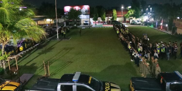 Cegah Kriminalitas, Polres Batang Gelar Patroli Skala Besar