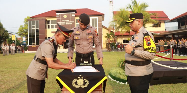 Sertijab di Polres Batang, IPTU Ridwan Gantikan AKP Agung Sutanto sebagai Kapolsek Tulis