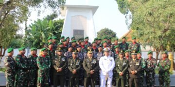 Jelang HUT TNI, Kodim Batang Ziarah TMP Kadilangu
